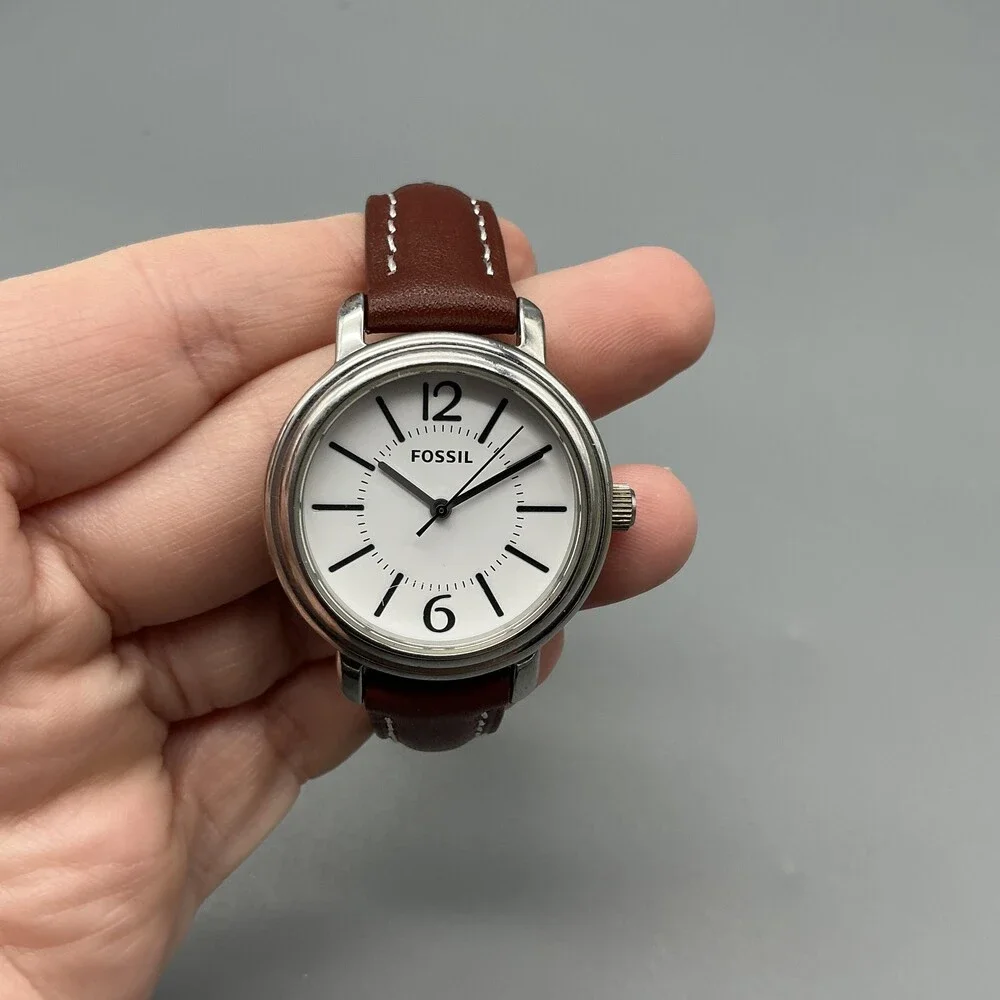 Fossil ES-2108 Womens Watch 32mm Classic White Dial Brown Leather New Battery